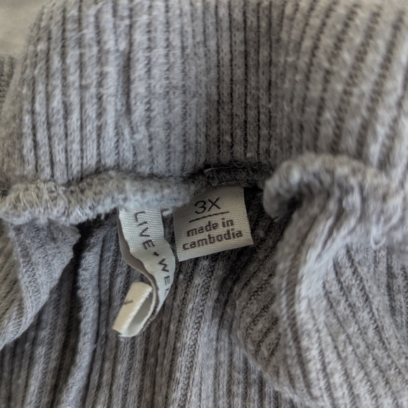 Live Well Ribbed Lounge Set - Picture 2 of 16